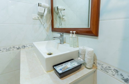 Korean Industrial Zone Hotel | Nhu Y 2 Hotel