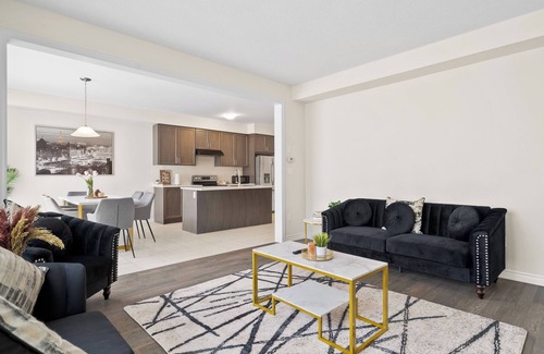 Thorold House | Niagara Luxury Boutique Retreat