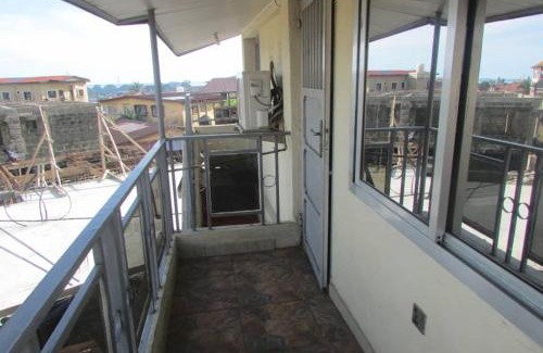 Freetown Apartment | Nic's Inn