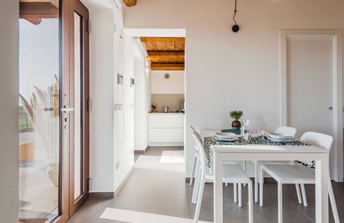 Cava dʼAliga Villa | Nica Stone Dwelling
