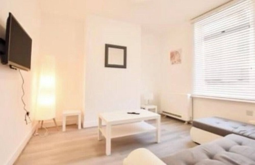 Kettering House | Nice 2 bedroom house