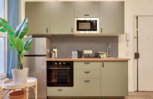 Aubervilliers Apartment | Nice 2BR apartment for 4 people
