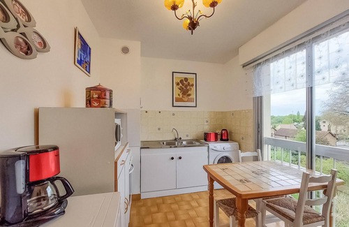 Cosne-Cours-sur-Loire Apartment | Nice apartment in Cosne-Cours-sur-Loire