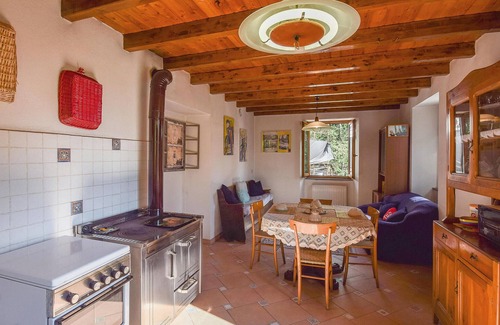 Santo Stefano dʼAveto Apartment | Nice apartment in Santo Stefano d'Aveto