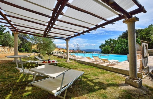 Monteverdi Marittimo Apartment | Nice apartment for 8 guests with pool