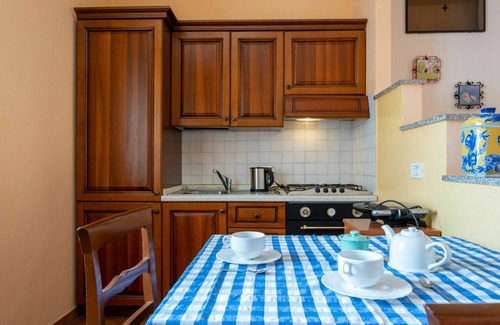 Cortazzone Villa | Nice apartment in villa for 4 guests with pool, WIFI, TV, patio, pets allowed and parking