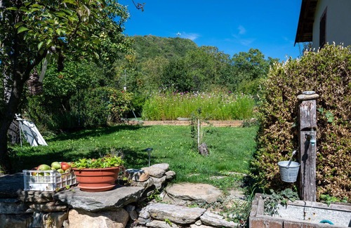 San Damiano Macra Apartment | Nice apartment for 4 guests with TV, patio, pets allowed and parking