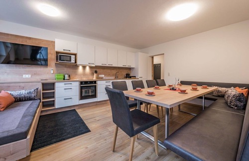 Laimach Apartment | Nice apartment for 18 guests with WIFI, TV, terrace, pets allowed and parking