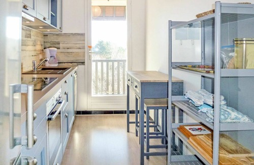 Tourgeville Apartment | Nice apartment for 4 people with WIFI, TV, balcony, panoramic view and parking