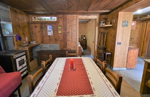 Fraccia Apartment | Nice apartment for 4 guests with WIFI, TV, pets allowed and parking