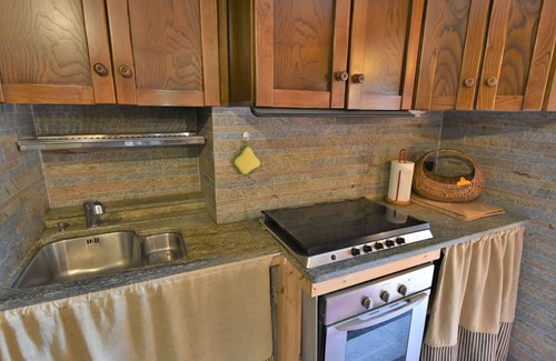 Fraccia Apartment | Nice apartment for 4 guests with WIFI, TV, pets allowed and parking