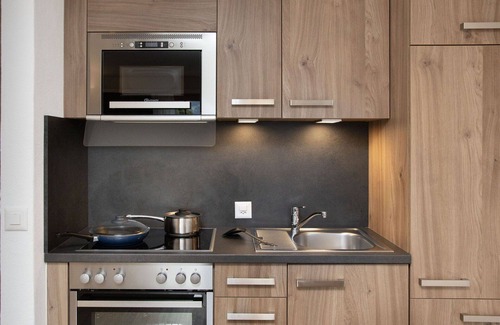 Falera Apartment | Nice apartment for 4 guests with pool, WIFI, TV, balcony, pets allowed, panoramic view and parking