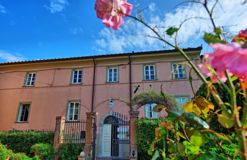 Massarosa Apartment | Nice apartment for 4 guests with pool, WIFI and TV, close to Viareggio