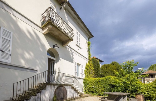 Meina Apartment | Nice apartment for 4 guests with pool, A/C, TV and parking