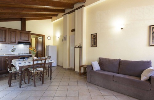 Borgo Apartment | Nice apartment for 4 people with WIFI, TV, patio, pets allowed and panoramic view