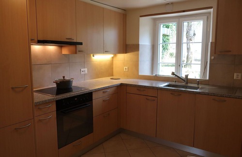 Villette Apartment | Nice apartment for 4 people with WIFI, TV, patio, pets allowed and parking
