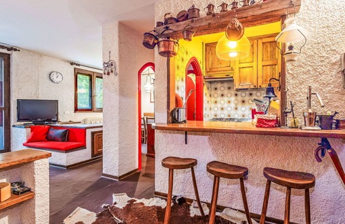 Madesimo Apartment | Nice apartment for 5 people with WIFI, TV, terrace, pets allowed and parking