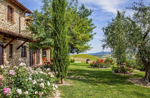 Allerona Apartment | Nice apartment for 6 guests with pool, WIFI, TV, patio, pets allowed and panoramic view