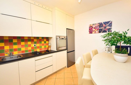 Diklo Apartment | Nice apartment for 6 guests with pool, A/C, WIFI, TV, terrace and parking