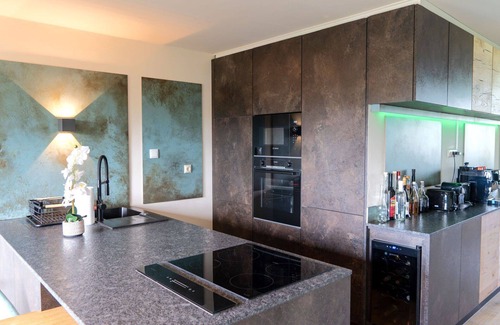 Strobl Apartment | Nice apartment for 6 people with WIFI, TV, terrace and parking