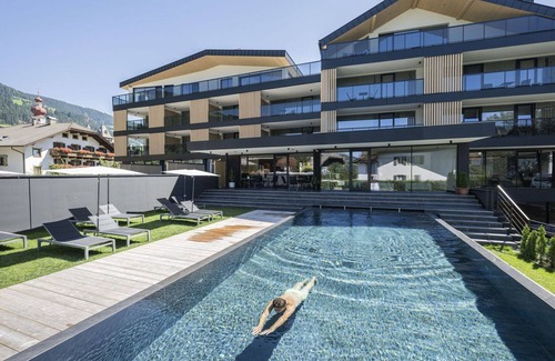 Villabassa Apartment | Nice apartment for 4 people with WIFI, pool, TV, terrace and parking