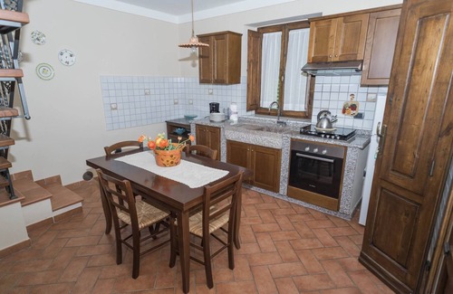 Saturnana Apartment | Nice apartment in a small hamlet, swimming pool, jacuzzi and sauna