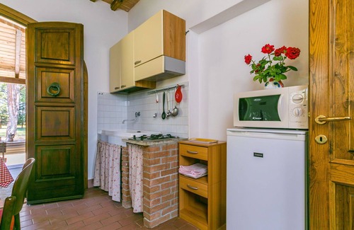 Suvereto Villa | Nice apartment in villa for 4 people with pool, WIFI, A/C and terrace