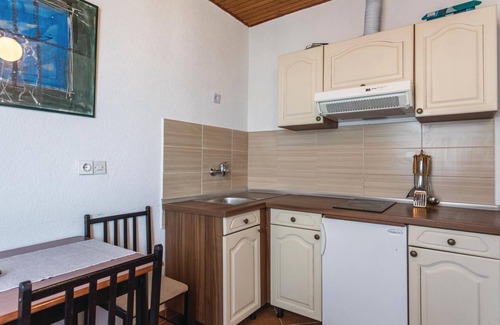 Klek Apartment | Nice apartment in Klek with WiFi