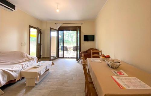 Skaloma Apartment | Nice Apartment In Nafpaktos With Wifi