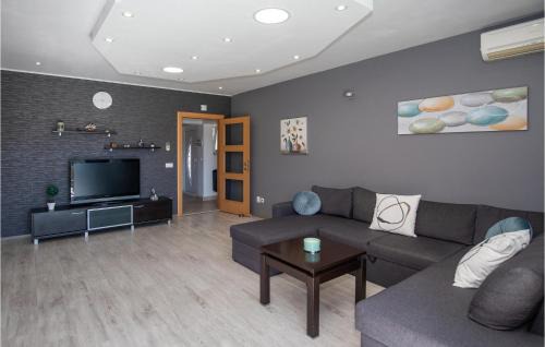 Stasevica Apartment | Nice Apartment In Stasevica With Wifi
