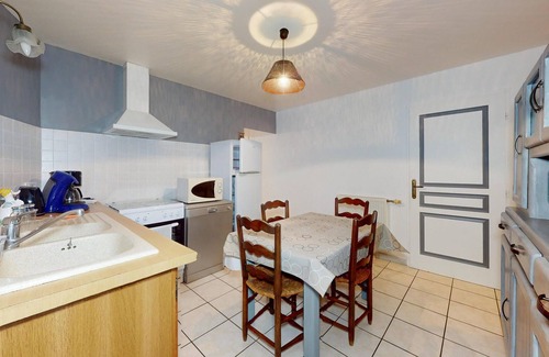 Trouvans Apartment | Nice apartment in Trouvans with WiFi