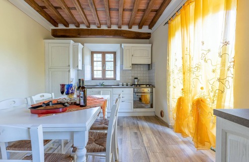 Borgo a Mozzano Apartment | Nice apartment in Borgo a Mozzano