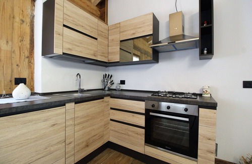 Lozzo di Cadore Apartment | Nice apartment for 5 people with WIFI, balcony, pets allowed, panoramic view and parking