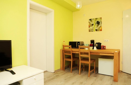 Dossenheim House | Nice Charlotte Flat Heidelberg