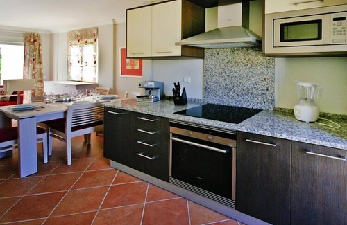 Castro Marim House | Nice holiday home with a shared pool