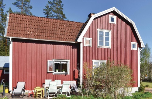 Bruzaholm House | Nice home in Bruzaholm with kitchen
