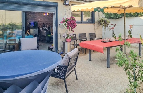 Bucquoy House | Nice home in Bucquoy with WiFi