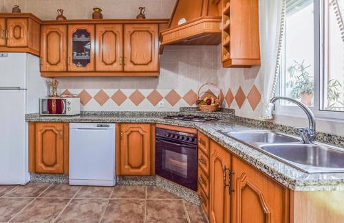Fuente Palmera House | Nice home in Córdoba with WiFi