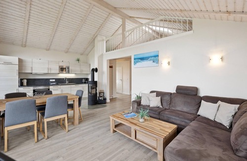 Dagebuell House | Nice home in Dagebüll with kitchen