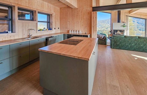 Vinje House | Nice home in Edland with sauna
