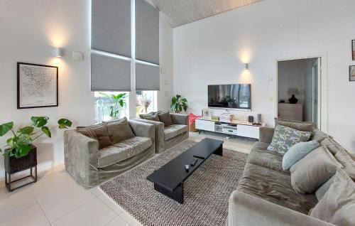 Kavlinge Municipality House | Nice Home In Furulund With Sauna
