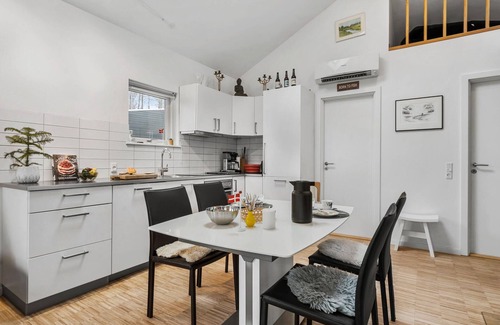 Skarrild House | Nice home in Kibæk with kitchen