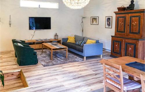 Rullan House | Nice Home In Långserud With Sauna