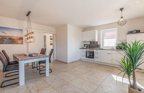 Langenhorn House | Nice home in Langenhorn with WiFi