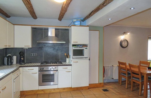 Lunebach House | Nice home in Lünebach with kitchen