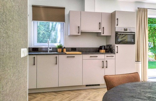 Oosterwolde House | Nice home in Oosterwolde with WiFi