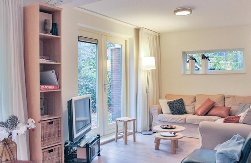 Oudemirdum House | Nice home in Oudemirdum with WiFi