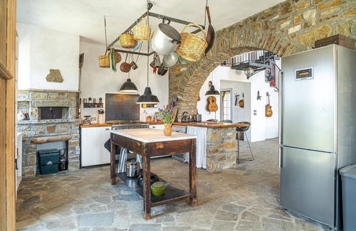 Perdifumo House | Nice home in Perdifumo with WiFi