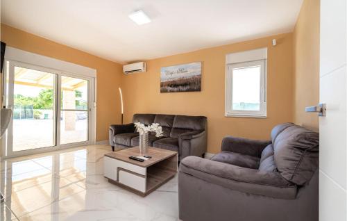Zemunik Donji House | Nice Home In Zemunik Donji With Wifi