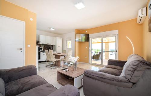 Zemunik Donji House | Nice Home In Zemunik Donji With Wifi